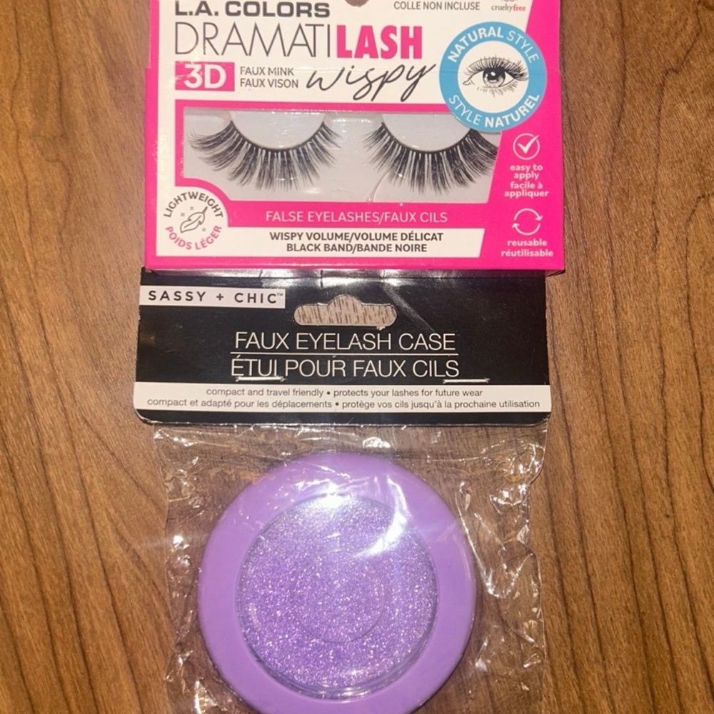 NWT L.A. Colors DramatiLash Wispy 3D Faux Eyelashes w/ Purple Lash Storage Case!